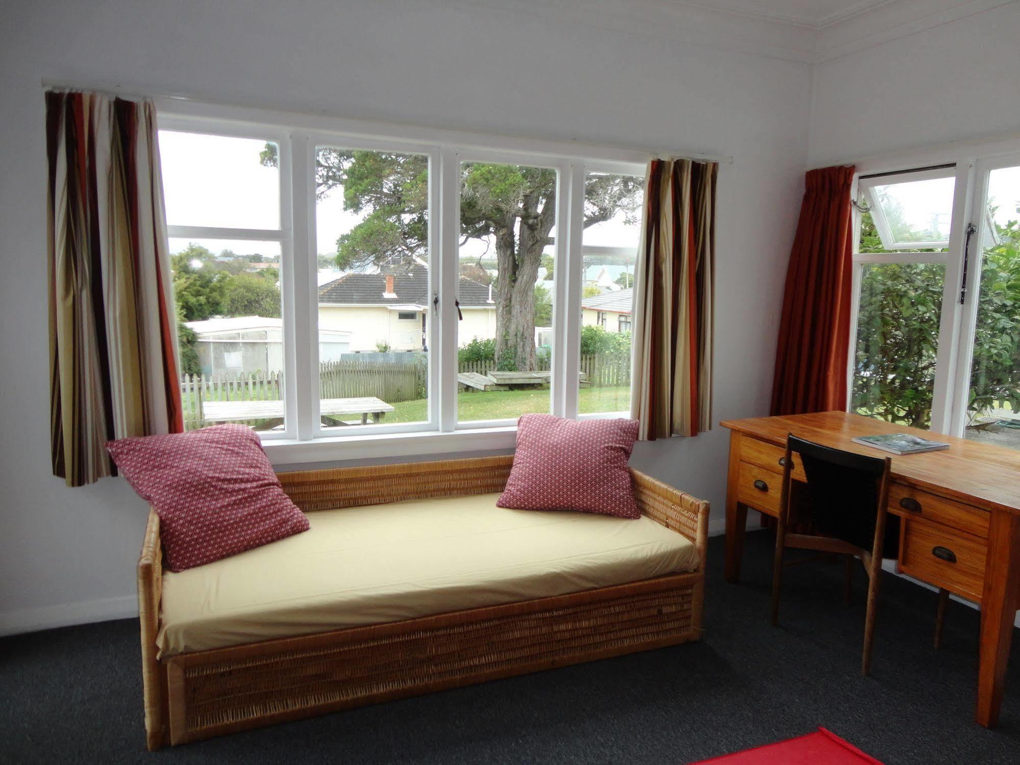 42B College House Pansiyon Whanganui Dış mekan fotoğraf